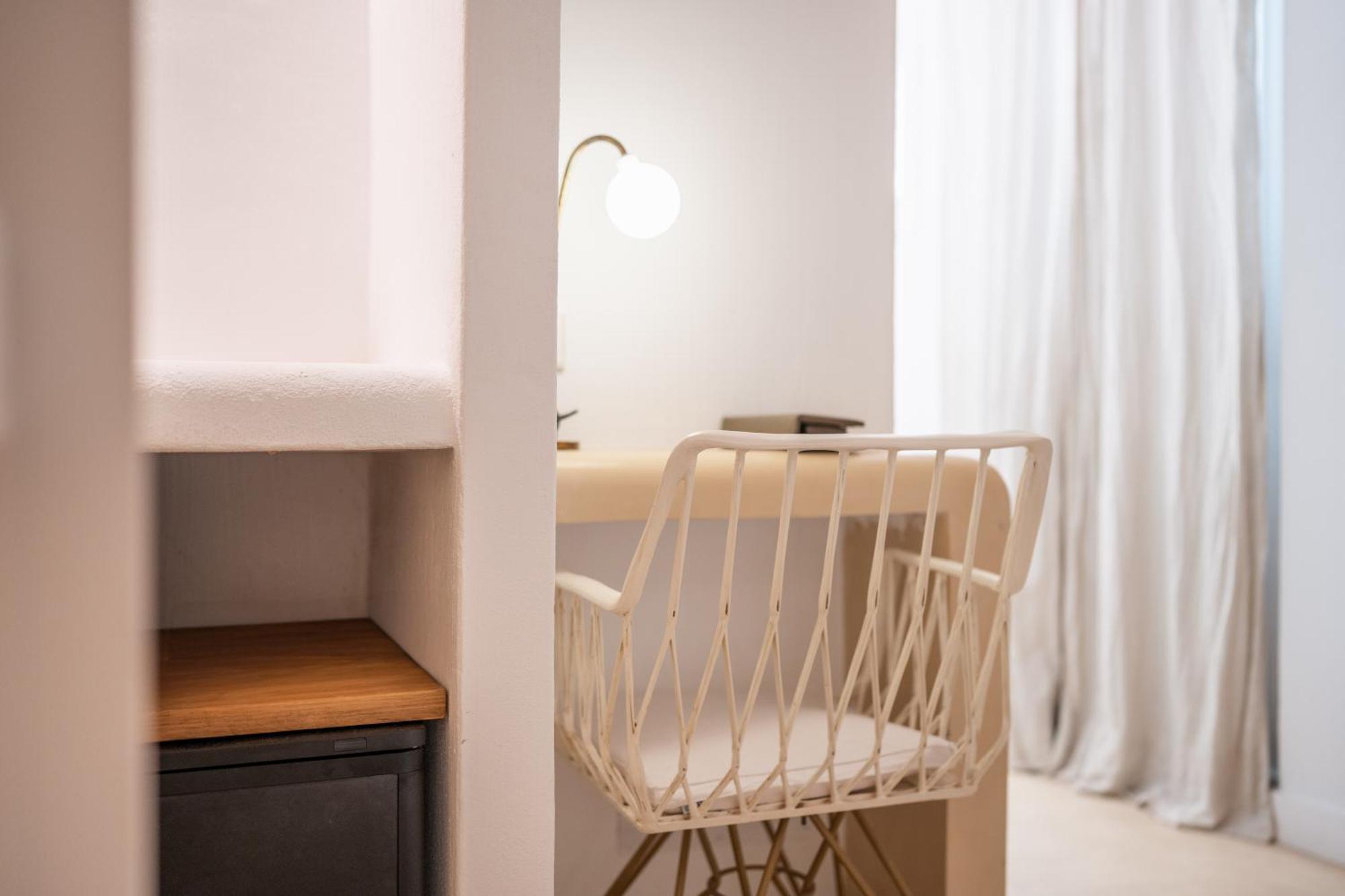 Llonga'S Hostel Ситадела Екстериор снимка